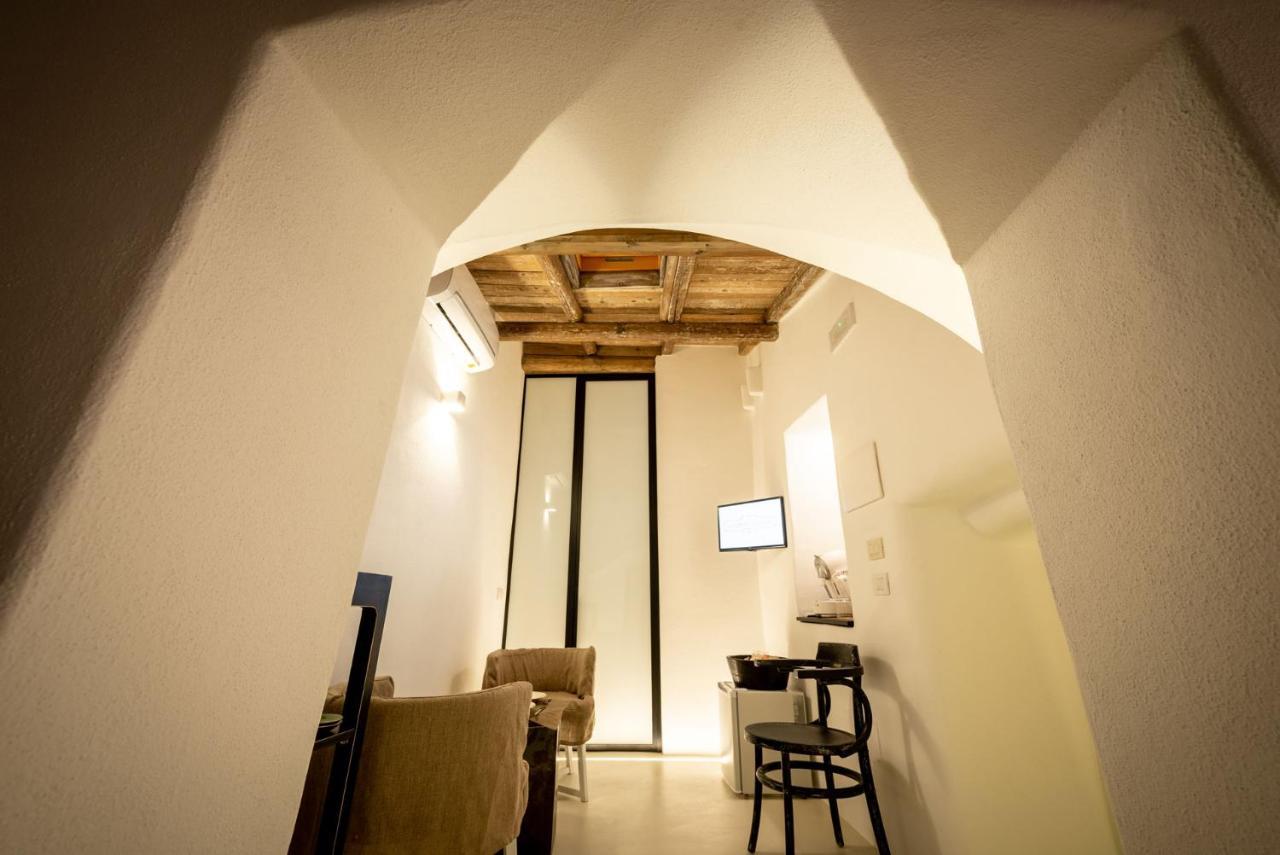 La Casa Del Calzolaio Bed & Breakfast Altamura Exterior photo